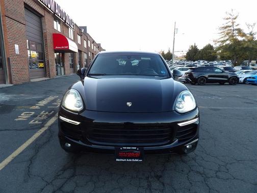 2016 Porsche Cayenne Cayenne