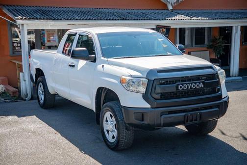2015 Toyota Tundra SR5