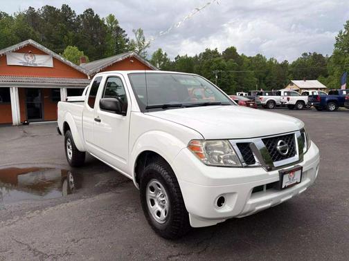 2015 Nissan Frontier S