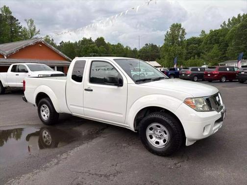 2015 Nissan Frontier S