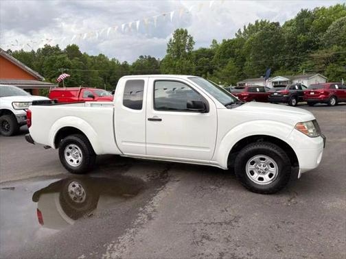 2015 Nissan Frontier S