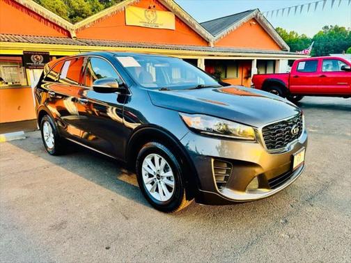 2019 Kia Sorento LX