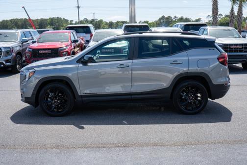Sterling Metallic 2023 GMC Terrain SLE
