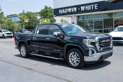 Onyx Black 2021 GMC Sierra 1500 SLT