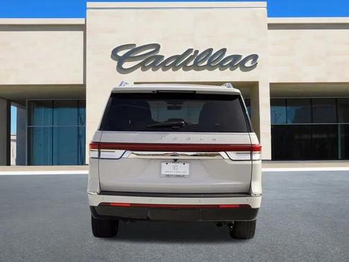 2023 Lincoln Navigator Reserve