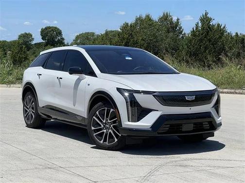 2025 Cadillac OPTIQ Sport 1