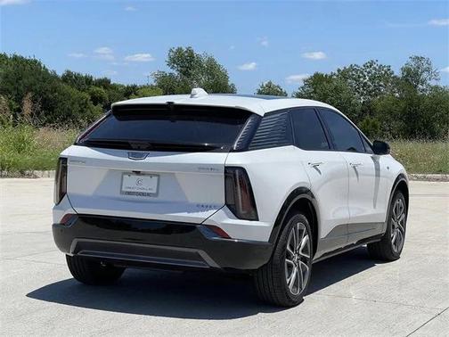 2025 Cadillac OPTIQ Sport 1