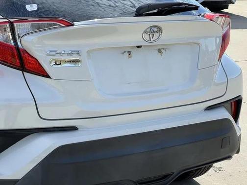 2018 Toyota C-HR XLE