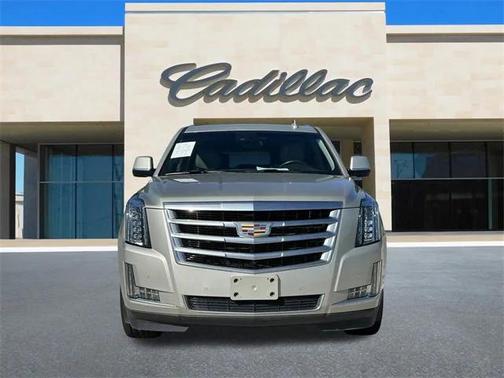 2017 Cadillac Escalade Luxury
