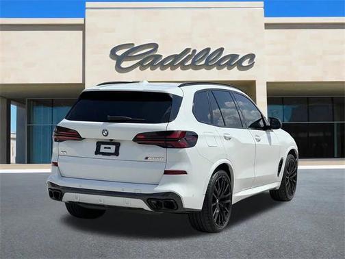 2024 BMW X5 M60i