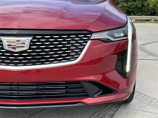 2022 Cadillac CT4 Premium Luxury