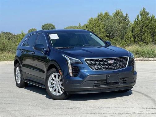 2022 Cadillac XT4 Luxury