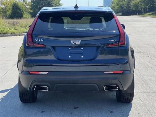 2022 Cadillac XT4 Luxury