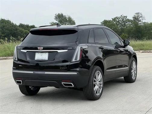 2025 Cadillac XT5 Sport