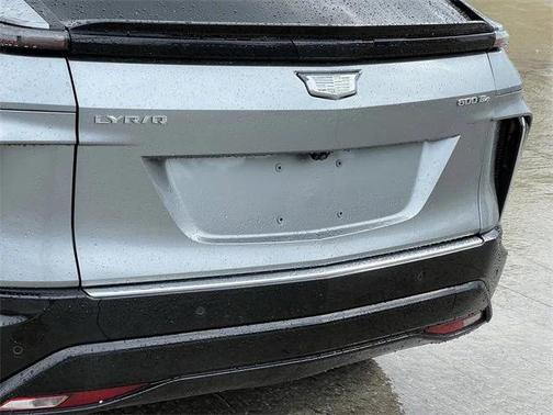 2024 Cadillac LYRIQ Tech