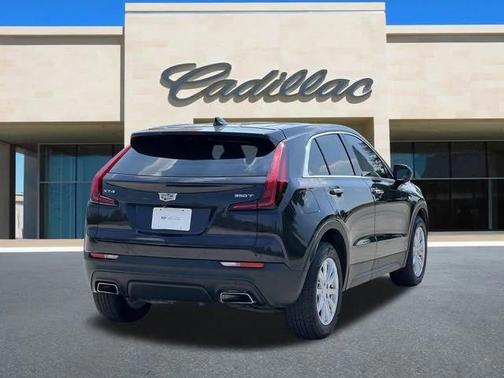 2023 Cadillac XT4 Luxury