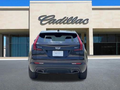 2023 Cadillac XT4 Luxury