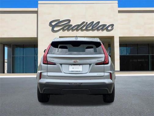 2024 Cadillac XT4 Luxury