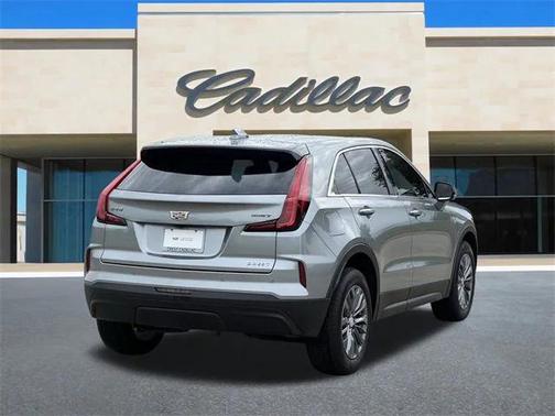 2024 Cadillac XT4 Luxury