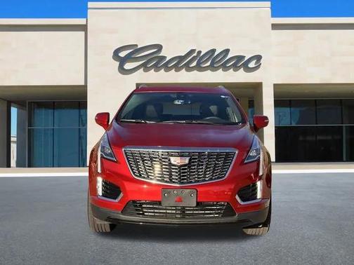 2022 Cadillac XT5 Luxury