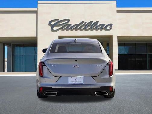 2023 Cadillac CT4 Luxury