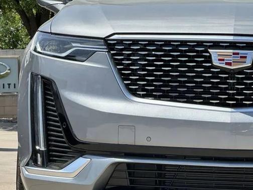 2025 Cadillac XT6 Premium Luxury FWD