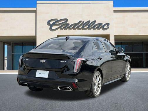 2022 Cadillac CT4 Sport