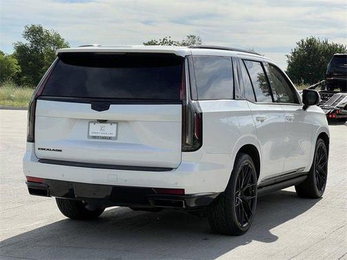 2021 Cadillac Escalade Sport
