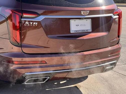2022 Cadillac XT6 Premium Luxury FWD