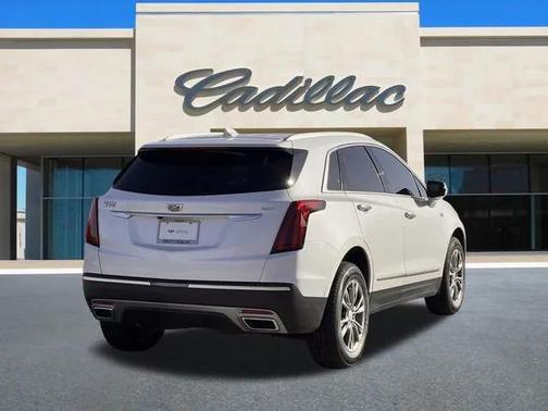 2022 Cadillac XT5 Premium Luxury