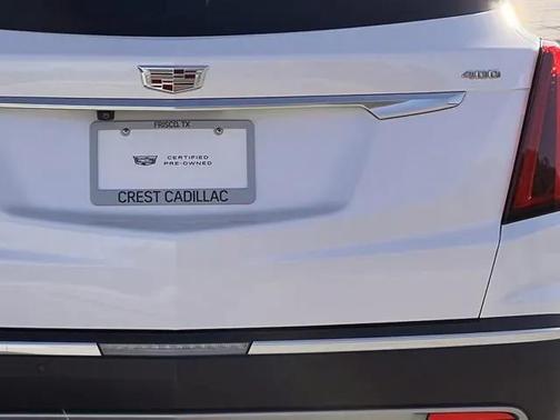 2022 Cadillac XT5 Premium Luxury