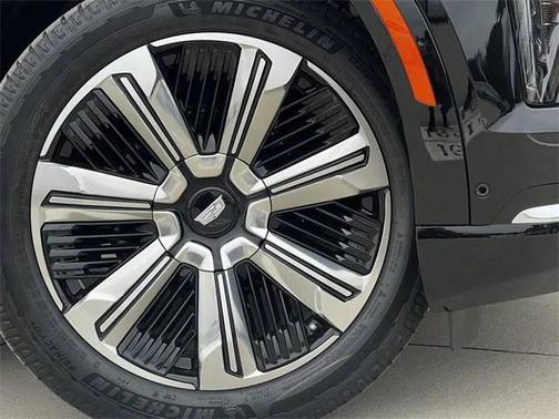 2025 Cadillac Escalade IQ Luxury 1