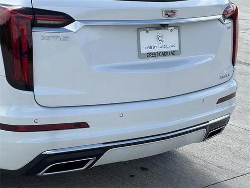 2025 Cadillac XT6 Premium Luxury FWD