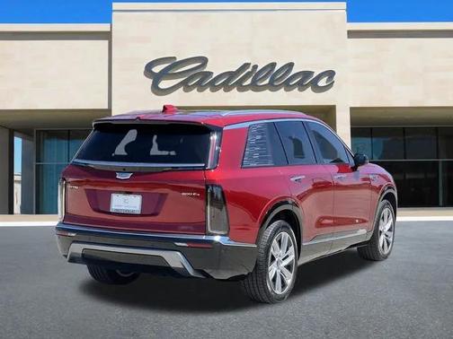 2026 Cadillac VISTIQ Luxury