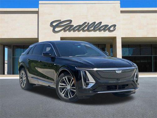 2025 Cadillac LYRIQ Luxury 2