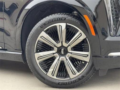 2025 Cadillac Escalade IQ Luxury 1