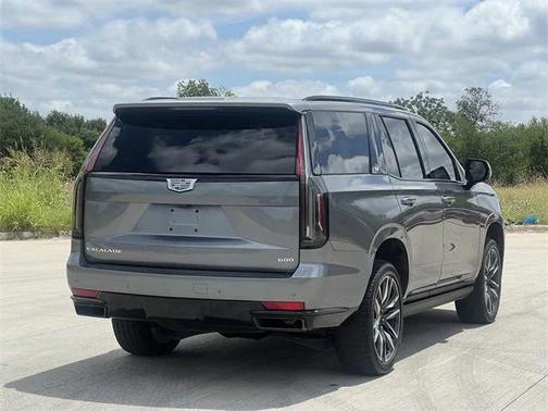 2022 Cadillac Escalade Sport Platinum