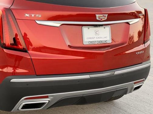 Radiant Red Tintcoat 2026 Cadillac XT5 Premium Luxury