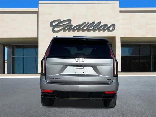 2023 Cadillac Escalade Sport