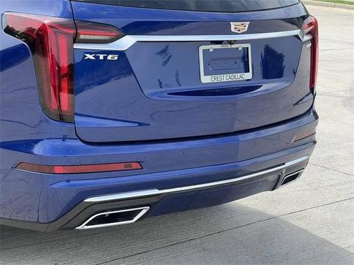 2025 Cadillac XT6 Premium Luxury FWD