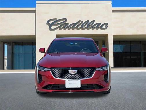 2022 Cadillac CT4 Luxury