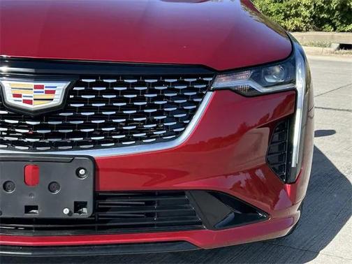 2022 Cadillac CT4 Luxury