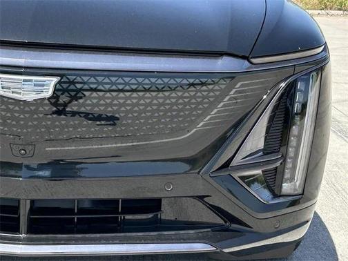 2025 Cadillac LYRIQ Sport 1