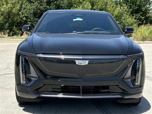 2025 Cadillac LYRIQ Sport 1