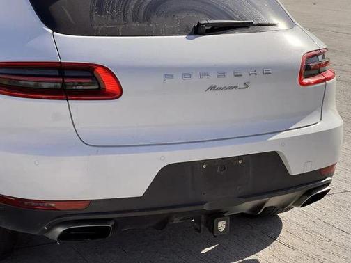 2018 Porsche Macan NA