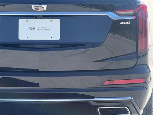 2025 Cadillac XT6 Premium Luxury FWD