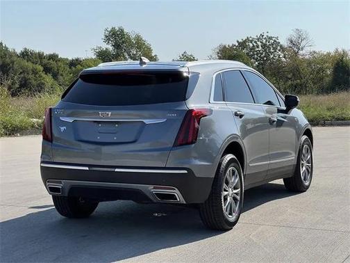 2021 Cadillac XT5 Premium Luxury