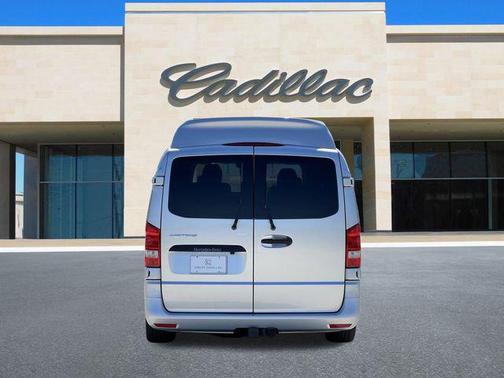 2021 Mercedes-Benz Metris Base