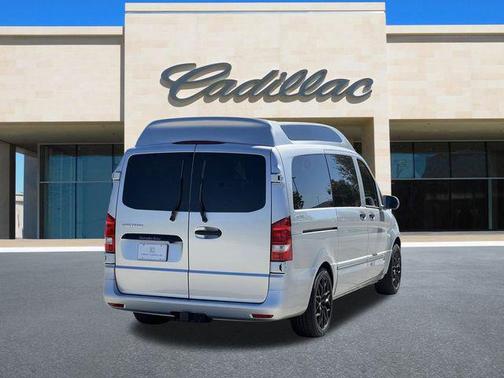 2021 Mercedes-Benz Metris Base