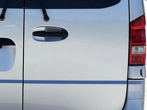 2021 Mercedes-Benz Metris Base